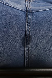 Gorgeous Blonde Katy Sky Tastes Her Own Golden Pee