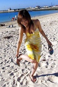 Inviting Exotic Asian Gal Displays Off Her Tight Arse And Her Cute Tits With A Smile