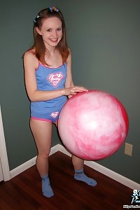 Irresistible Teen Hottie Kitty In Her Eating Teen Panties And Top